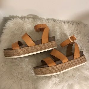 Espadrille Platform Sandal